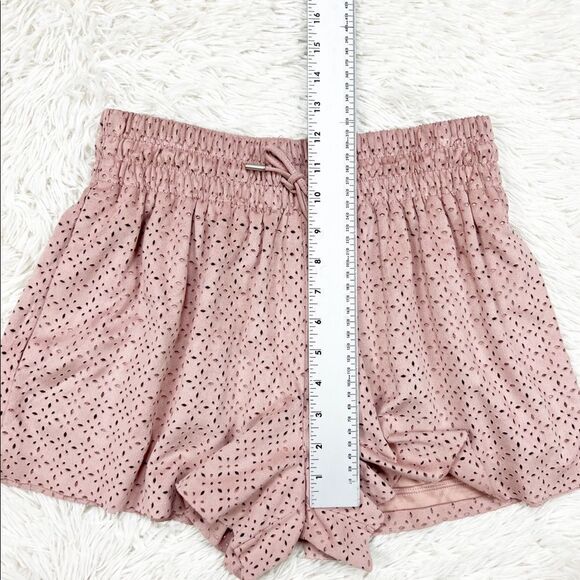 Zara Dusty Pink Laser Shorts Small - Picture 3 of 7